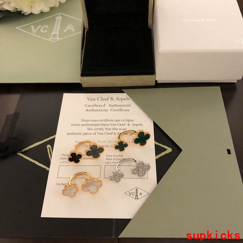 Close-up detail view of Van Cleef & Arpels unisex jewelry piece