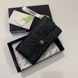 Zivas Charm Versatile Design Everyday Handbag (Refined Modern Silhouette) – Lifestyle Shot