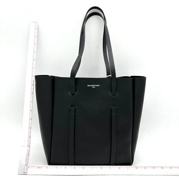 Balenciaga Veau Baltimore Double Sided Small Everyday Tote Gris Fossile Black | Premium Leather Tote