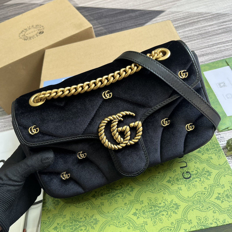 Handle and strap detail of polished statement women's handbag – women's premium purse