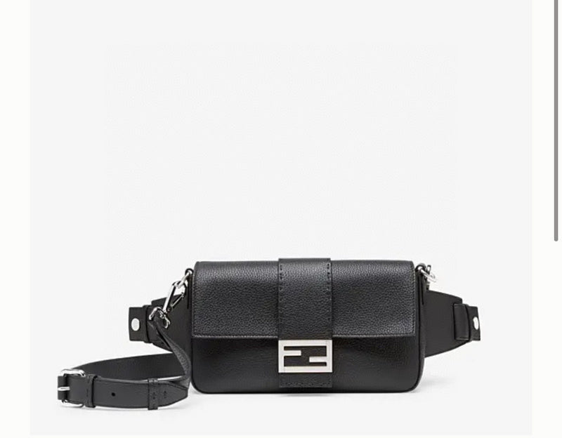 Ziva's Charm handbag – lifestyle view (28cm*18cm*7cm)