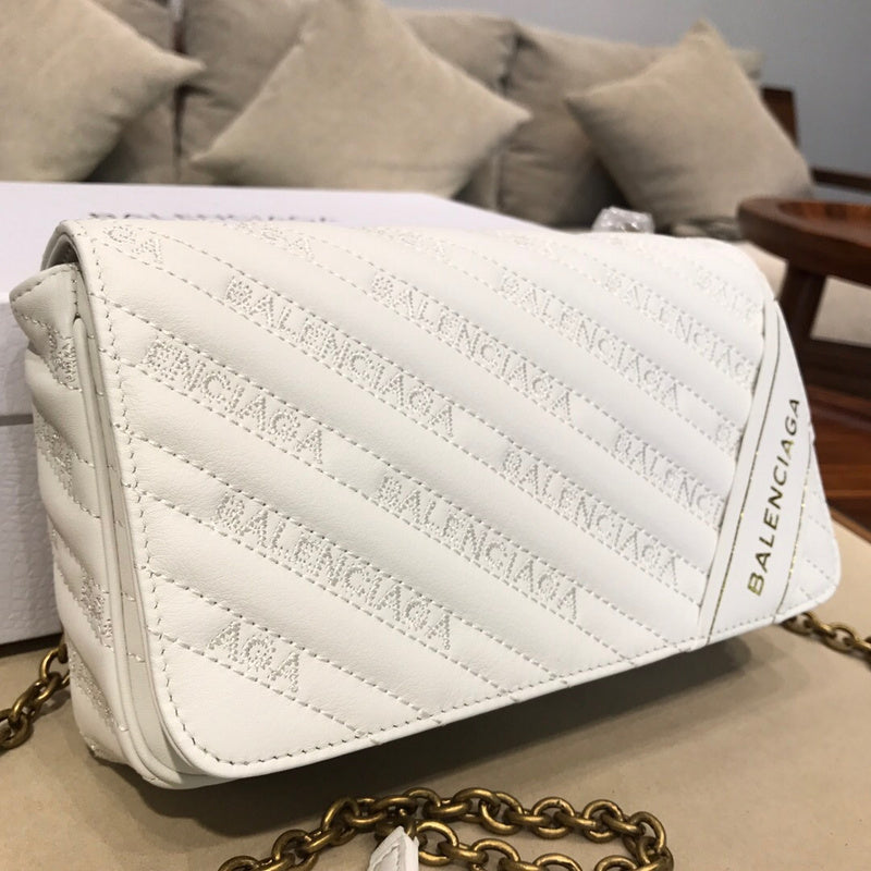 Elegant Premium PU Leather Handbag - Everyday Elegance | Women's Fashion Handbag #795 - back view (image 4) of designer-inspired handbag