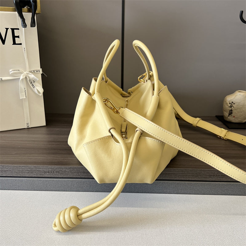 Ziva's Charm handbag – carry view (35cm*11.5cm*21cm)