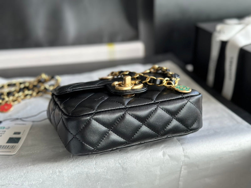 Zivas Charm Signature Style Designer Handbag (Premium Everyday Carry) – Close-Up Detail