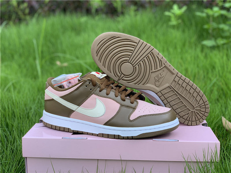 Nike Men's & Women's Premium Athletic Sneakers — Style 055 interior view