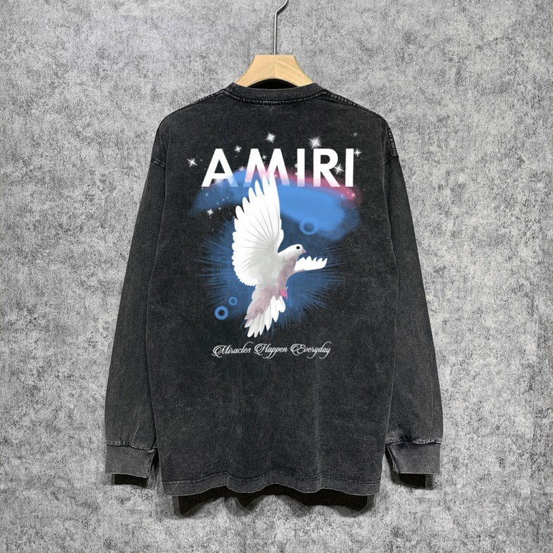 Full silhouette view of Amiri luxury piece style No.160