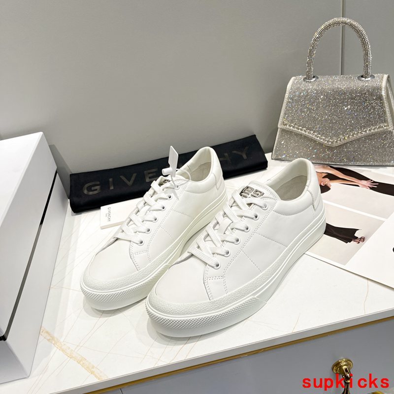 Givenchy shoes Style 107 - packaging and accessories
