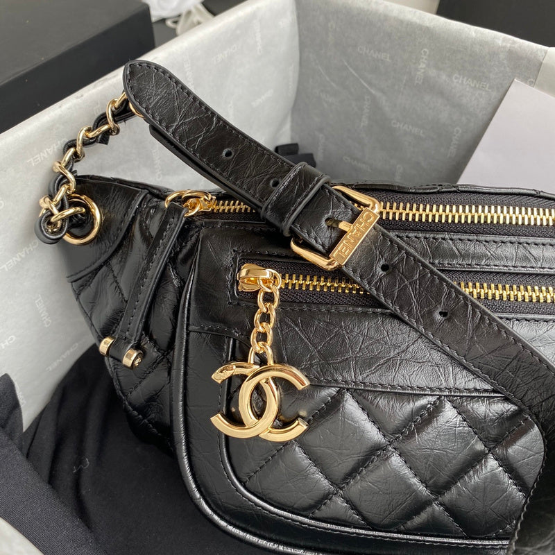  spacious purse view 3
