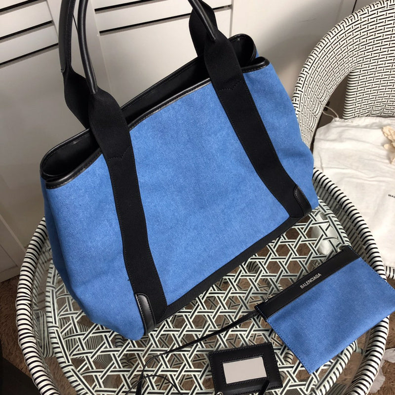 Back view of elevated statement women's handbag – women's designer-style accessory