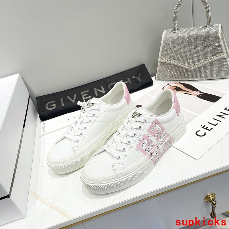 Givenchy shoes Style 056 - top view showing design