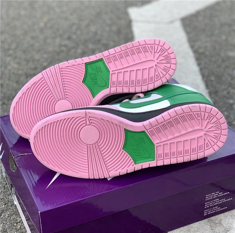 Nike Men's & Women's Iconic Street Trainers — Style 203 interior view