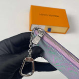Handle and strap detail of polished premium women's handbag – women's luxury handbag