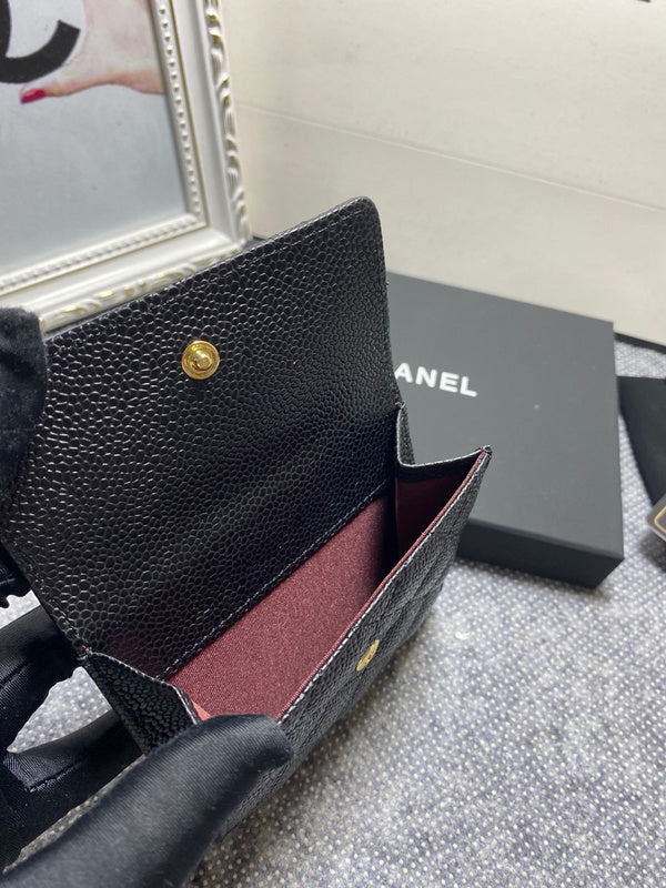  handbag, compact everyday style, image 9