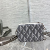 Handle and strap detail of classic sleek women's handbag – women's luxury accessory