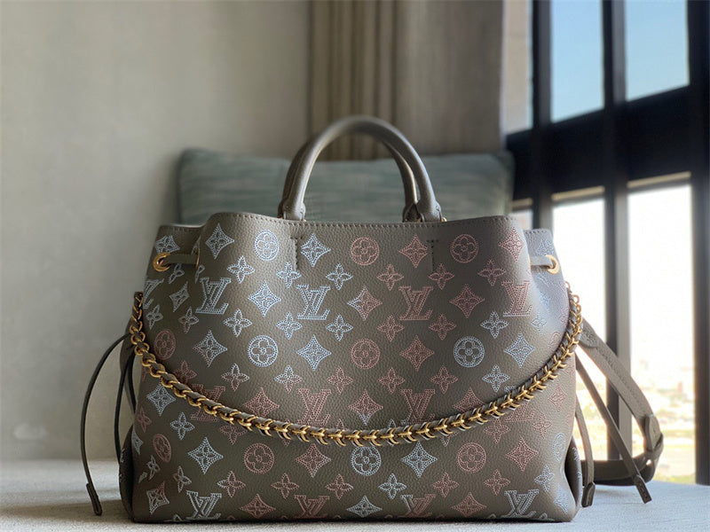  chic satchel styled with outfit 12