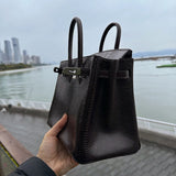Tailored bag women's premium everyday handbag