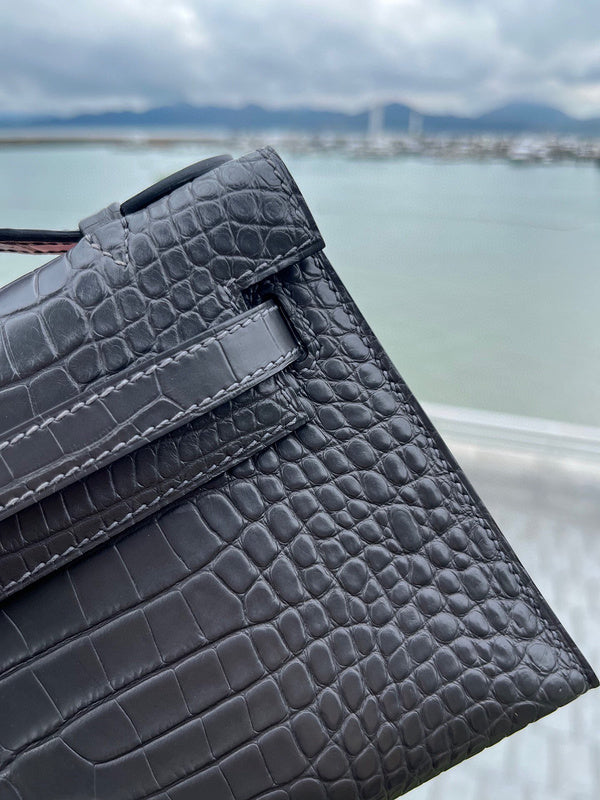 Interior view of classic premium bag