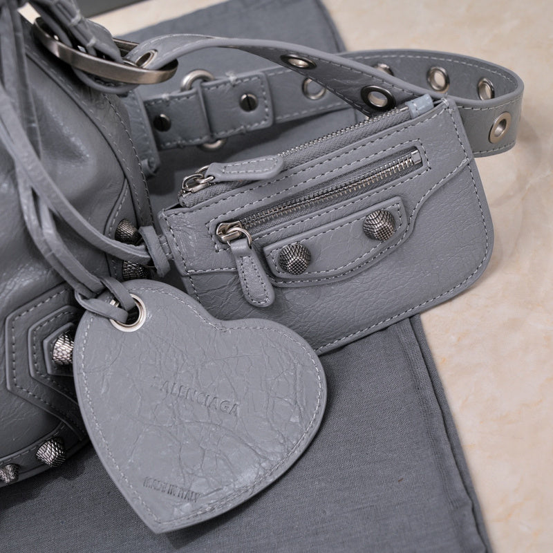 Zivas Charm Contemporary Flair Statement Handbag (Timeless Wardrobe Addition) – Styled Look 9