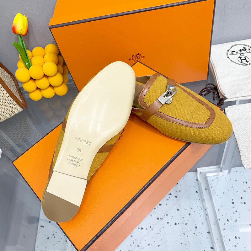 Hermes shoes Style 315 - logo and branding close-up