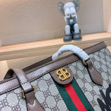 Ziva's Charm handbag – close-up view (one versatile size)
