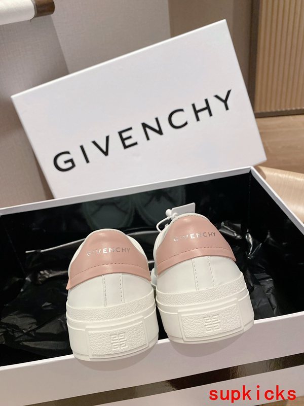 Givenchy shoes Style 008 - back heel detail