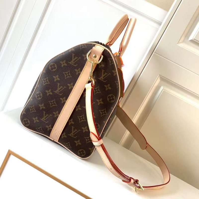 Close-up detail of sleek classic women's handbag – women's everyday handbag