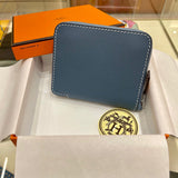 Side view of fluid structured handbag