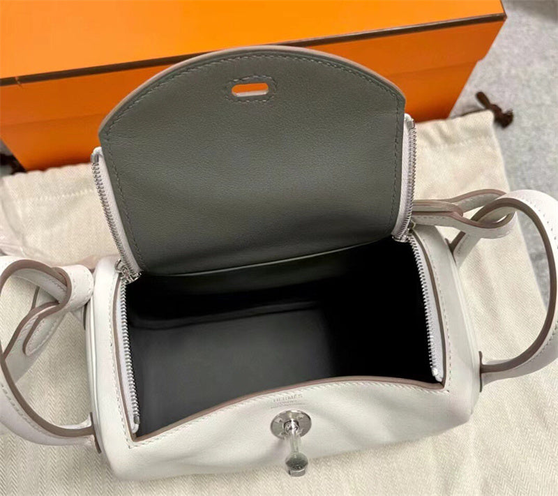 Streamlined handbag styled for everyday wear