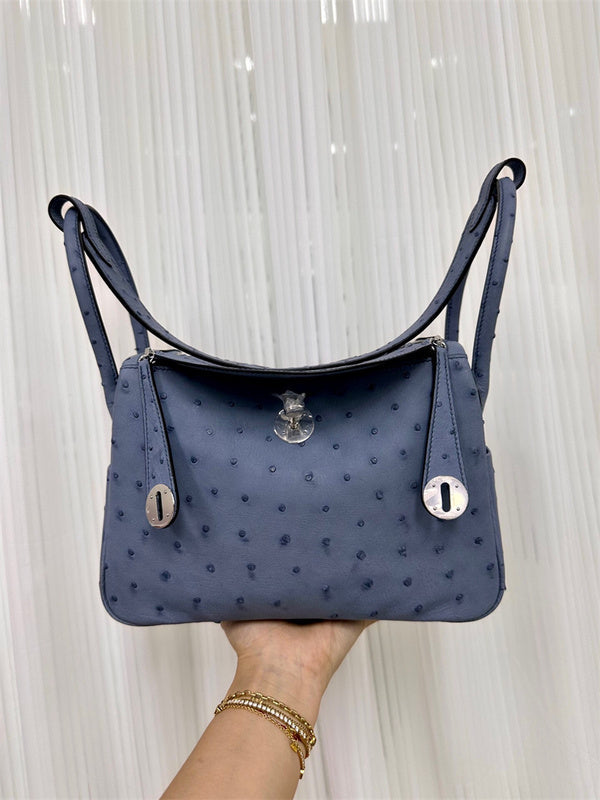  Polished shopper bag front view