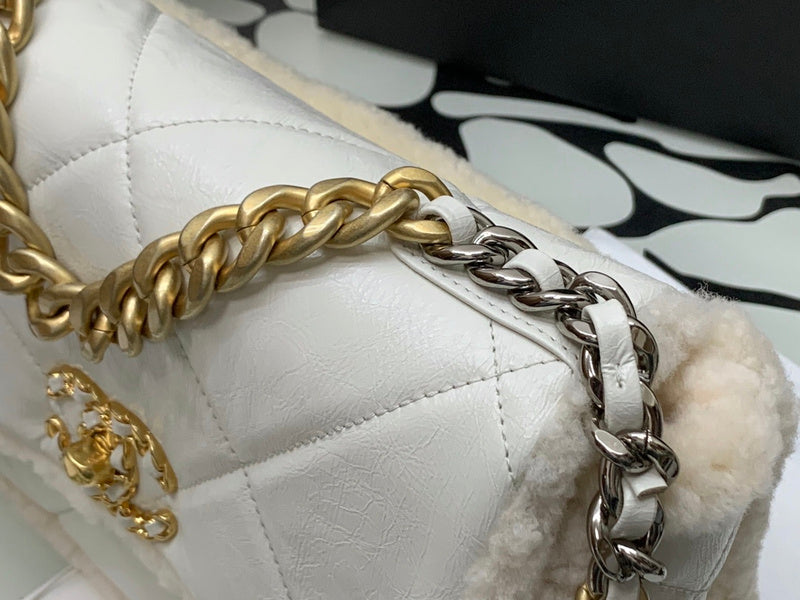  mid purse view 5