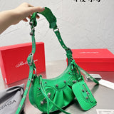 Ziva's Charm handbag – front view (one versatile size)