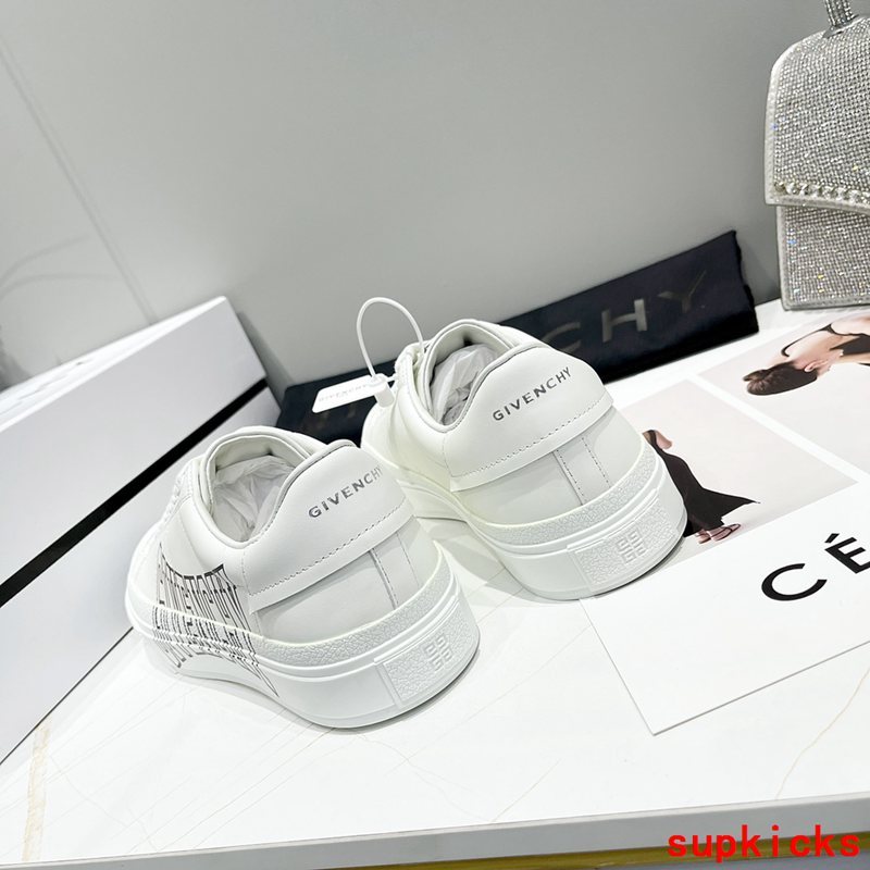 Givenchy shoes Style 104 - top view showing design