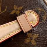  Sophisticated top-handle bag front view 7