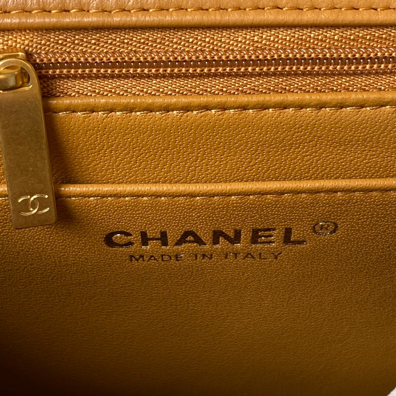  mid purse view 8