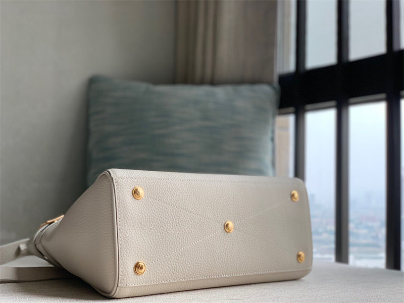 top-handle bag interior and compartment view 27
