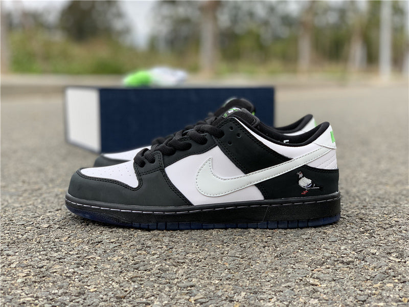 Nike Men's & Women's Iconic Street Trainers — Style 095 detail view
