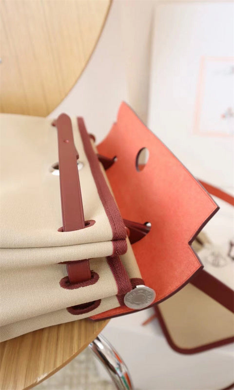 Interior view of sculpted premium bag