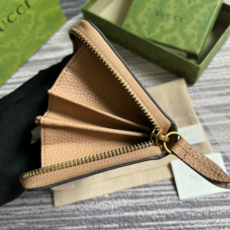 Close-up detail of sleek refined women's handbag – women's statement bag