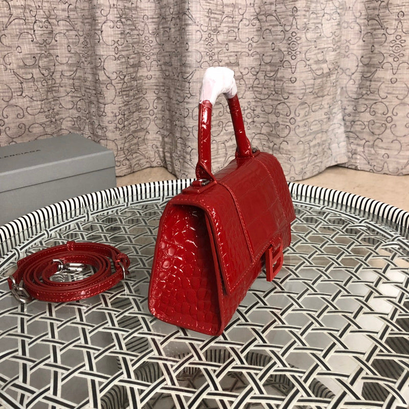 Interior view of statement everyday-luxe women's handbag – women's everyday handbag