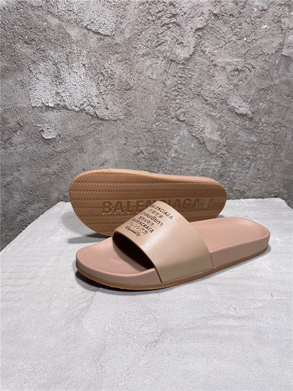 Zivas Charm Signature Style Designer Sandals (Considered Fit & Finish) – Close-Up Detail