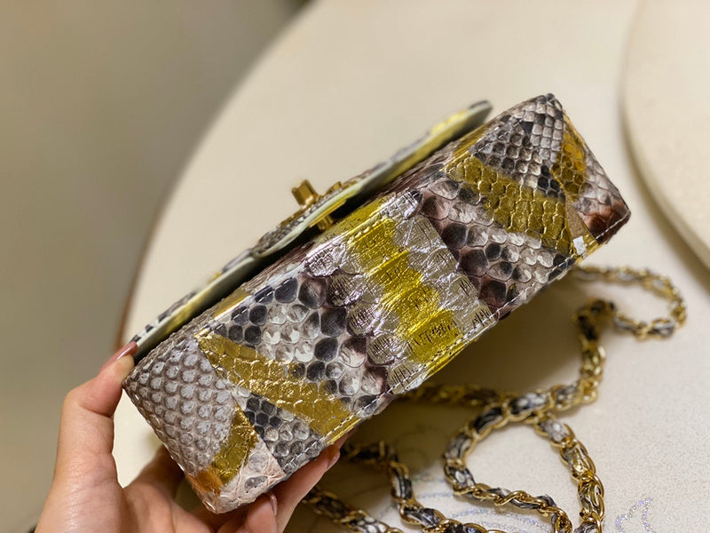  women's handbag, versatile design, view 7