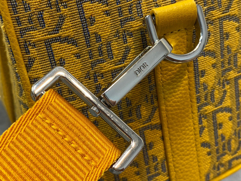 Close-up detail of chic polished women's handbag – women's premium purse