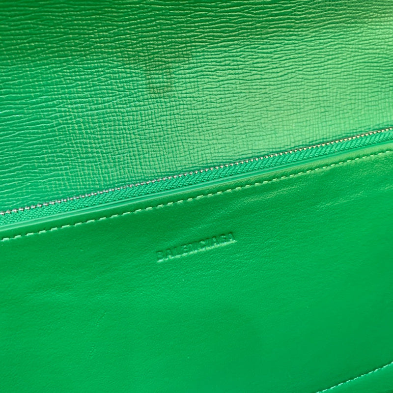 Timeless Faux Leather Handbag - Sleek Minimalist Lines | Women's Statement Accessory #416 - texture close-up (image 9) of designer-inspired handbag