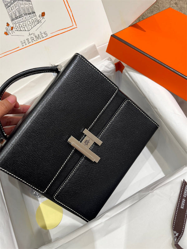  Streamlined crossbody bag front view 7
