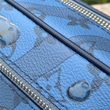  Graceful top-handle bag carried on shoulder 10
