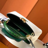  essential everyday bag detail view showing craftsmanship 44