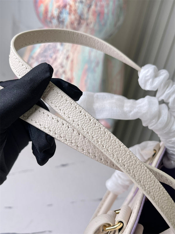  contemporary shoulder bag detail view showing craftsmanship 8