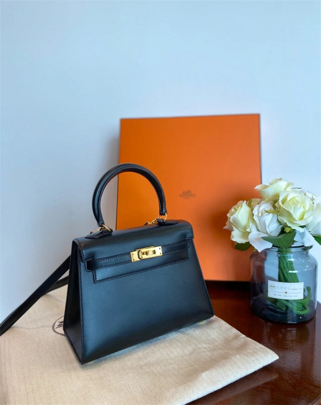 Everyday-Ready handbag styled for everyday wear