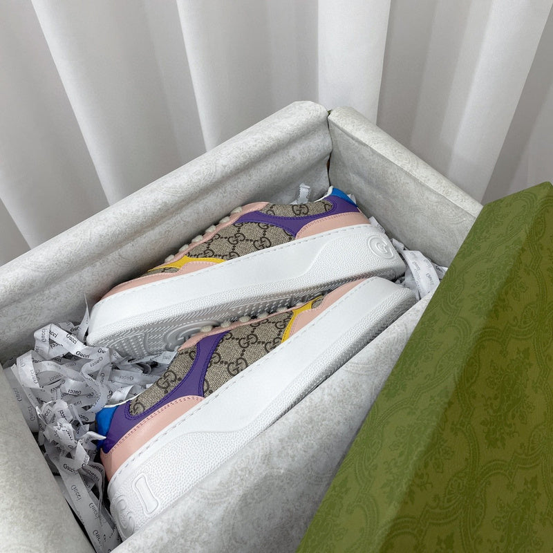 Gucci classic monochrome luxury sneakers view 10 low-top design