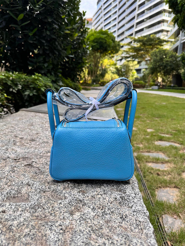 Chic bag women's premium everyday handbag